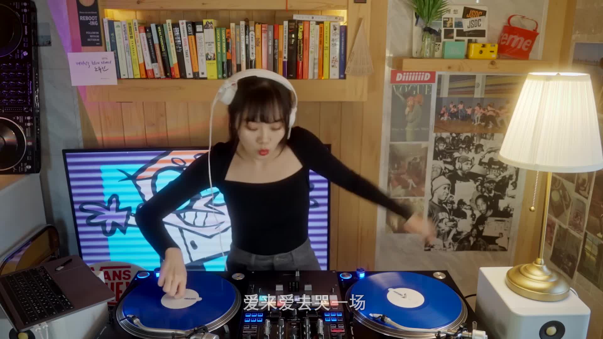 dj美女视频F