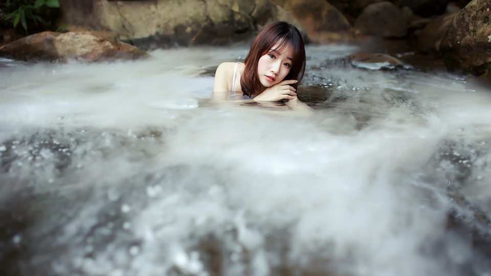 车载DJ舞曲泳装美女MV-1