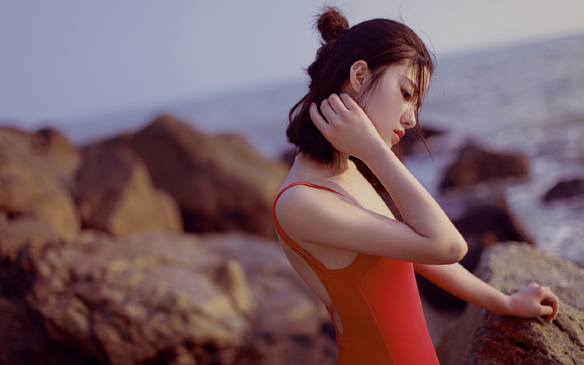 慢摇DJ比基尼美女